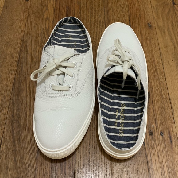 COLE HAAN Deck MuleLeather Upper with trim - Picture 2 of 6